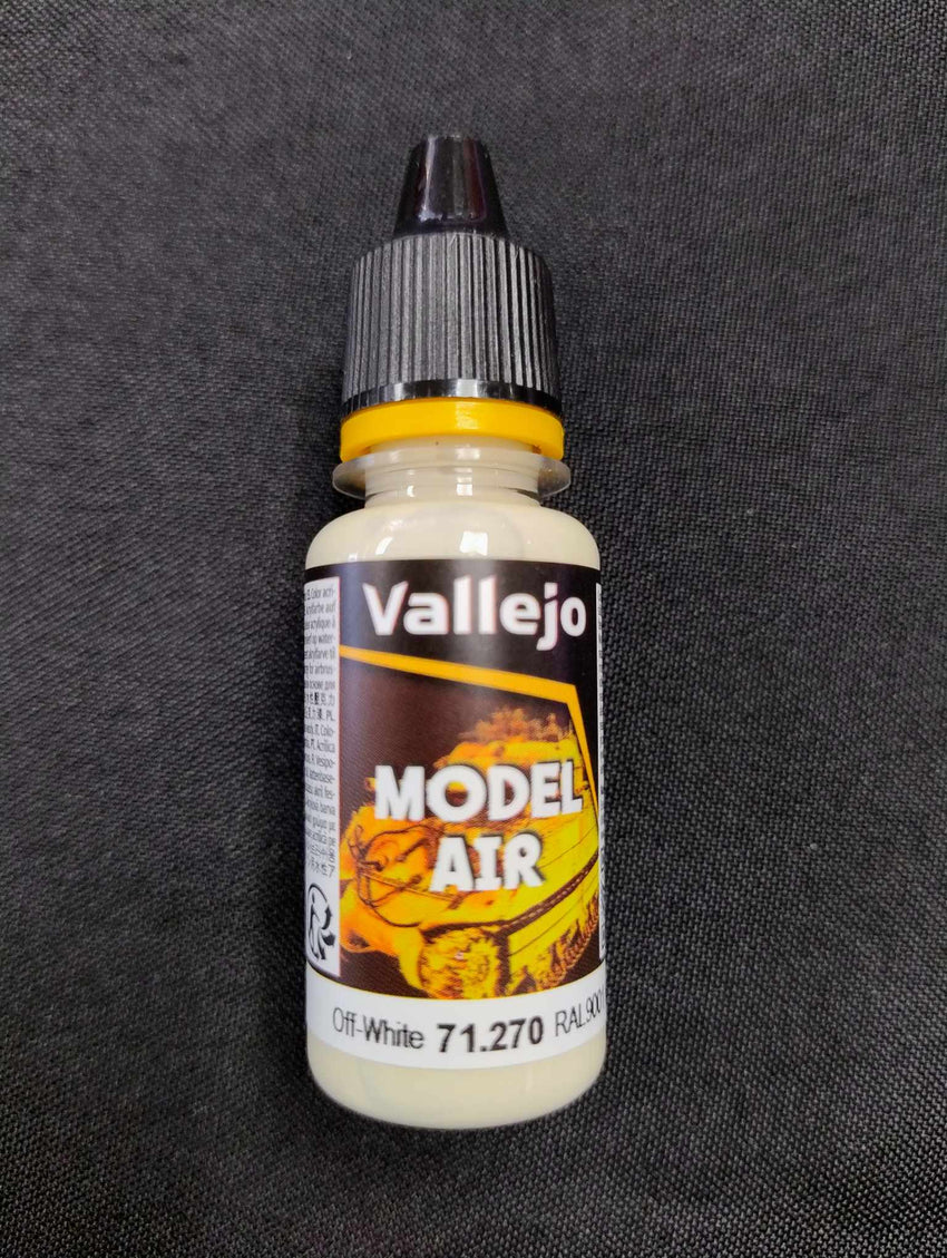 Model Air: Off-White 18ml