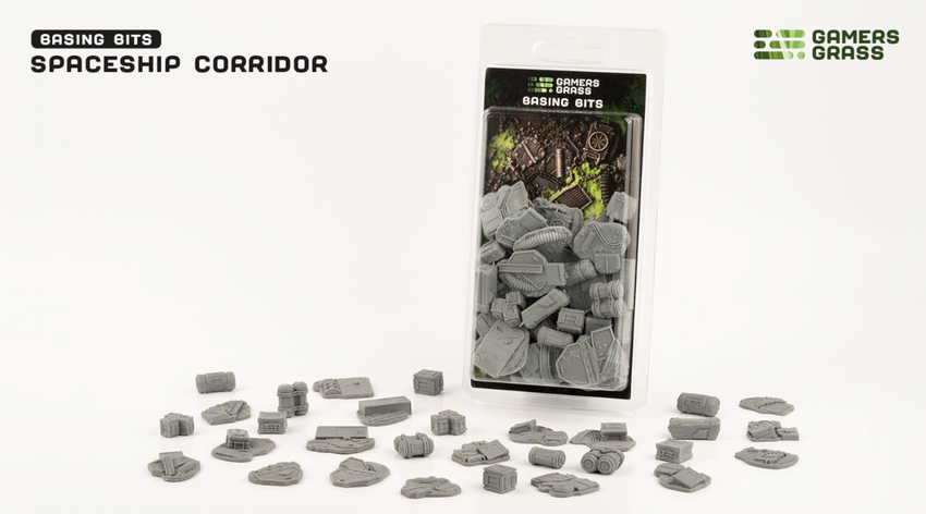 GAMER GRASS SPACESHIP CORRIDOR