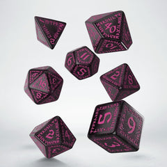 Q Workshop: Runic Shimmering Black with Magenta Dice Set