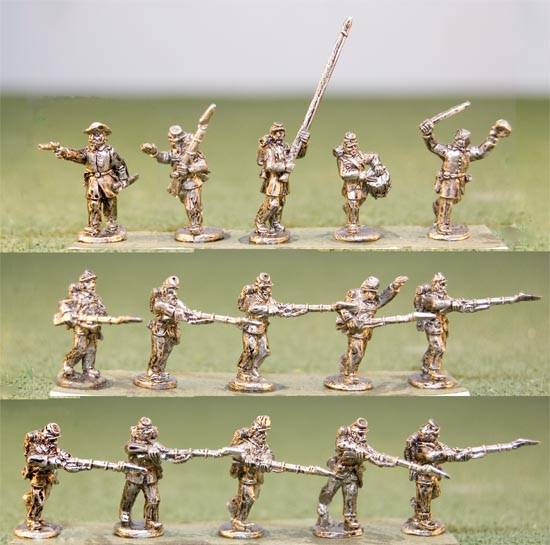 Union Infantry Charging / Level Muskets / with Command